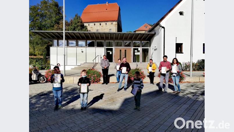 Der Obst- und Gartenbauverein Wolfring zeichnete die Sieger des diesjährigen Gartenfruchtwettbewerbs aus. Bild: exb