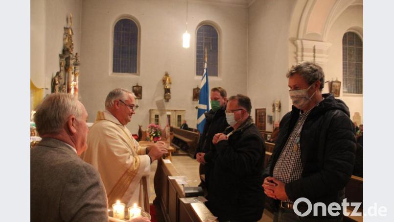 Gottesdienst mit Neuaufnahmen beim MMC Wiesau. Bild: Helmut Konrad/exb