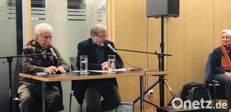 Ernst Grube (links) ist einer der letzten Zeitzeugen des NS-Regimes. Helga Hanusa (rechts) ist die Ehefrau von Ernst Grube. Bild: Weiden ist bunt/exb