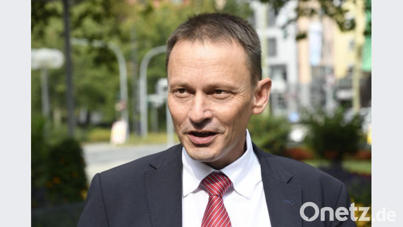 Oberbürgermeister Jens Meyer musste sich in Corona-Quarantäne begeben. Bild: Petra Hartl