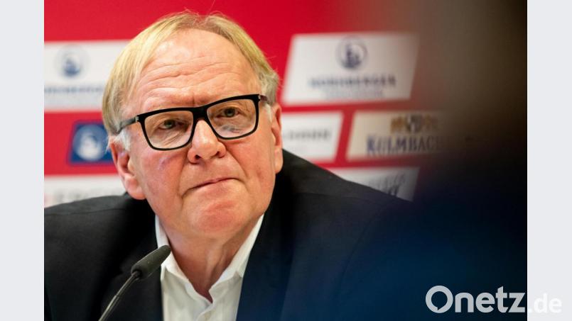 Er stand in den vergangenen Wochen und Monaten heftig in der Kritik: Thomas Grethlein, Aufsichtsratschef beim 1. FC Nürnberg. Bei der Wahl zur Jahresversammlung verteidigte er aber sein Mandat souverän. Archivbild: Daniel Karmann/dpa