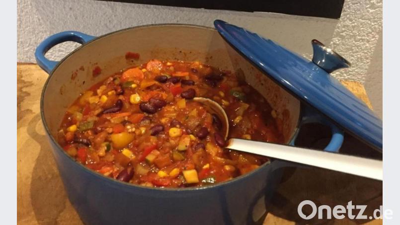 Wärmt von innen an kalten Tagen: das Gemüse-Chili von OWZ-Küchenchef Michael Schiffer. Bild: Michael Schiffer
