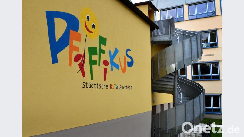 Die Gebührenspirale bei der Städtischen Kindertagesstätte Pfiffikus dreht sich jetzt doch nicht ganz so stark nach oben, wie zunächst geplant war. Dieses Thema sorgte im Auerbacher Stadtrat für eine längere Diskussion. Bild: ll