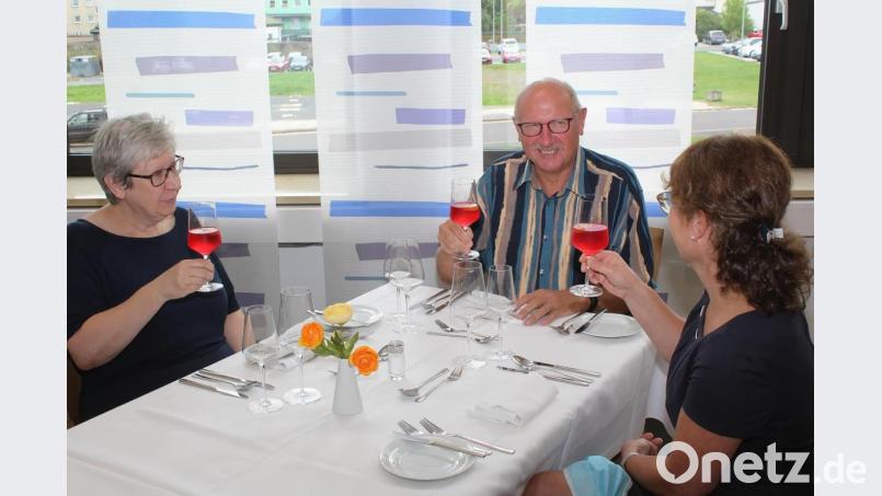 Wenn man sich beim Restaurantbesuch am Gastgeber orientiert, kann man nicht viel falsch machen. Bild: Evi Wagner