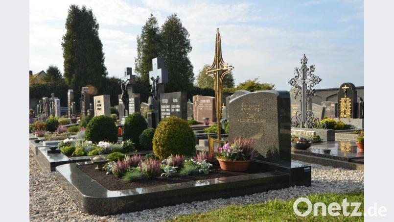 Allerheiligen wird in diesem Jahr noch stiller ablaufen als sonst. Der Gräbergang dürfte aber wie in jedem Jahr dazugehören. Bild: dob