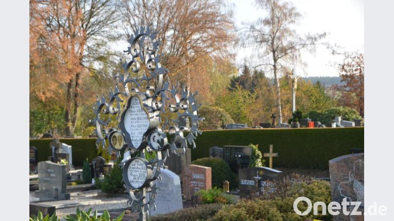 Allerheiligen wird in diesem Jahr noch stiller ablaufen als sonst. Der Gräbergang dürfte aber wie in jedem Jahr dazugehören. Bild: dob