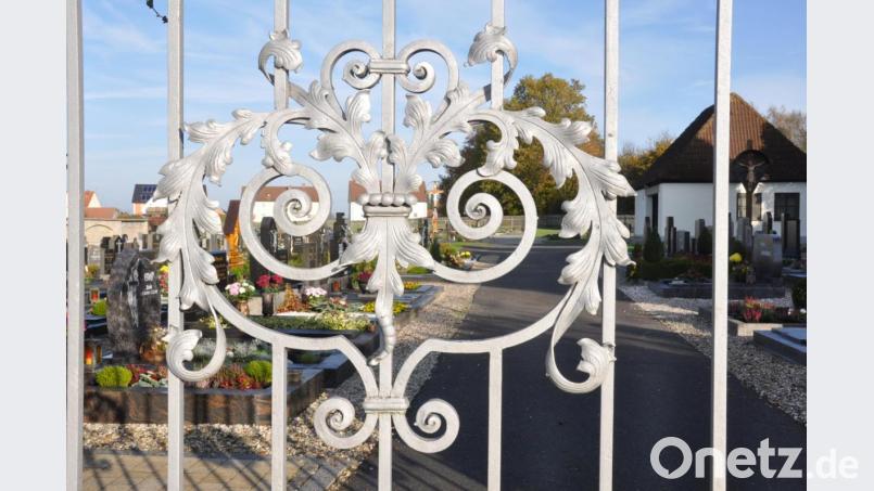 Allerheiligen wird in diesem Jahr noch stiller ablaufen als sonst. Der Gräbergang dürfte aber wie in jedem Jahr dazugehören. Bild: dob