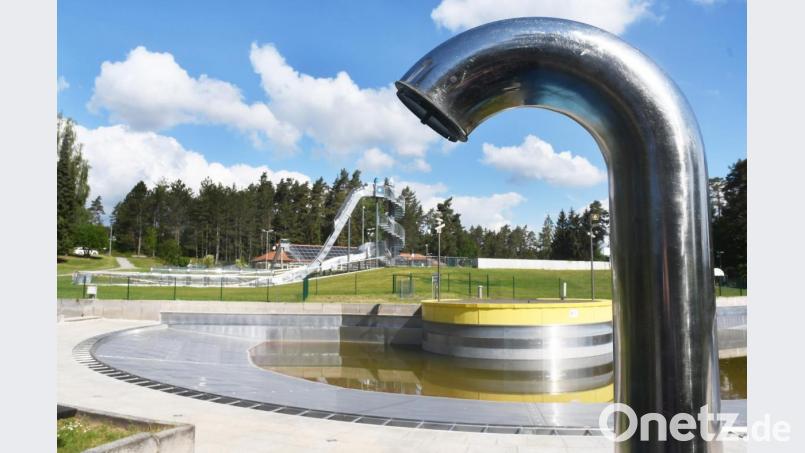 Die Sanierung des Schätzlerbads beschäftigt die Stadträte im Finanzausschuss. Bild: Gabi Schönberger