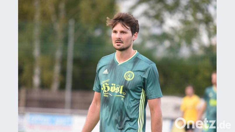 Der SV Mitterteich gewann am Freitagabend beim Tabellenvierten TSV Neudrossenfeld überraschend mit 3:1. Stefan Meisel sorgte mit seinem Treffer in der 87. Minute für die Entscheidung. Archivbild: gb