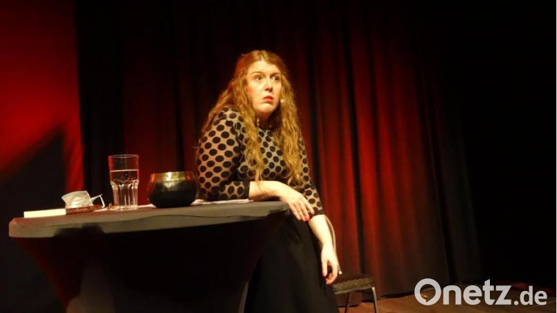 Franziska Wanninger erschafft unvergessliche Figuren und erzählt von den Untiefen des Lebens in ihrem dritten Soloprogramm. Bild: hka