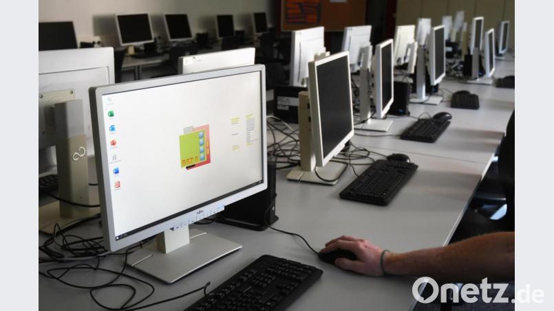 Für die Gemeinde Altenstadt/WN ist die Digitalisierung an den Schulen ein wichtiges Theman. Bild: Gabi Schönberger