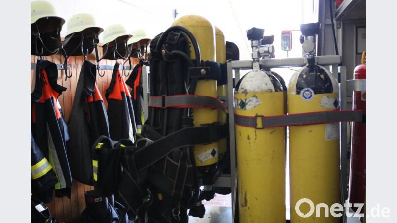Die Atemschutzgeräte der Wehr in Eschenfelden nimmt die Firma Dräger in Zahlung Bild: lei