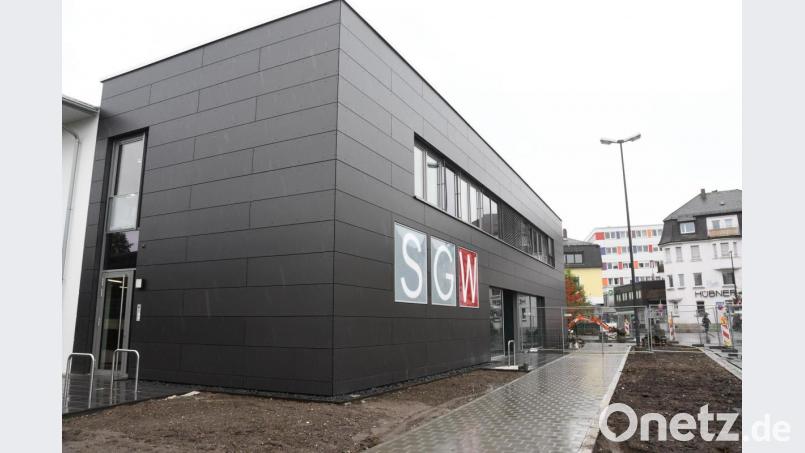 Insgesamt gut 900 Quadratmetern Bürofläche kann die Stadtbau an ihrem neuen Standort in der Leibnizstraße, direkt am Parkdeck Naabwiesen und am ZOB nutzen. Bild: Gabi Schönberger