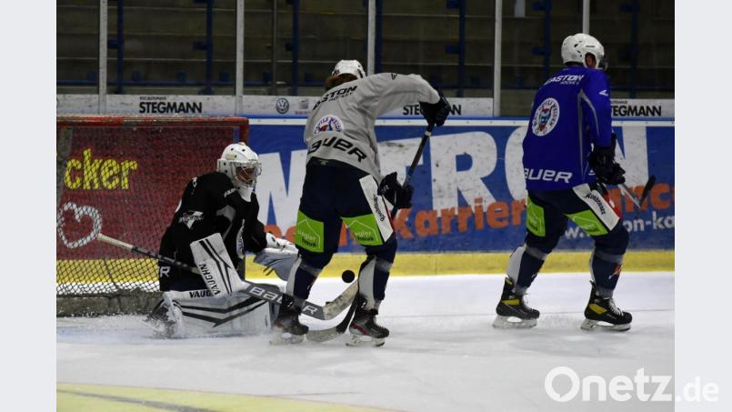 Am 6. Oktober (Bild) starteten die Blue Devils die Vorbereitung auf die neue Saison in der Oberliga Süd. Nach wenigen Tagen war aber Schluss, das Coronavirus sorgte für zwei Wochen Stillstand. Am Montag erfolgte der Trainings-Re-Start. Archivbild: gb