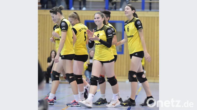 Applaus für die Volleyballerinnen des SV Hahnbach: Sie gewannen am Wochenende beim TSV Grafing II und zu hause gegen den TSV TB München. Archivbild: Hubert Ziegler
