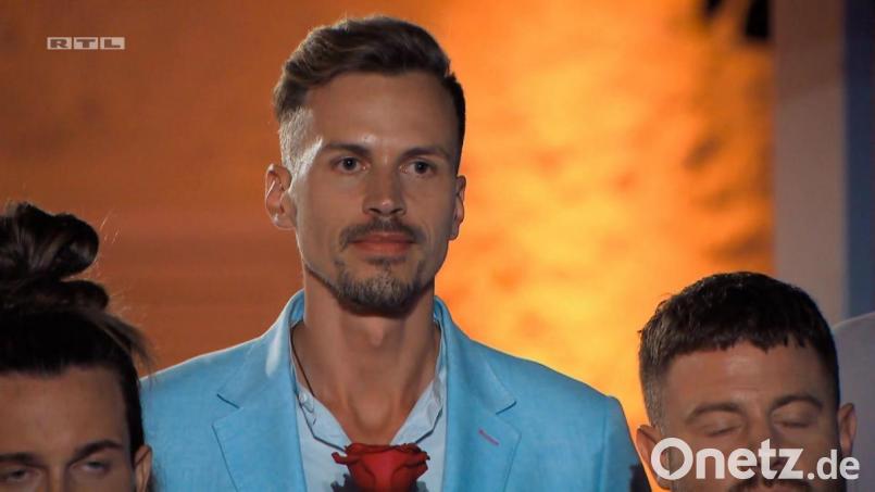 Daniel Bayer aus Weiden kämpft noch mit um die roten Rosen der "Bachelorette". Am Mittwoch war er noch einer von 15 Männern. Durfte er bleiben? Screenshot: mte