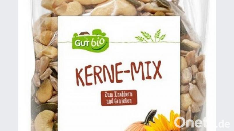 Aldi Nord und Aldi Süd rufen den Bio-Kerne-Mix mit dem Mindesthaltbarkeitsdaten zwischen dem 15. Juli 2021 und dem 03. September 2021 zurück. Foto: Lebensmittelwarnung.de/dpa-infocom