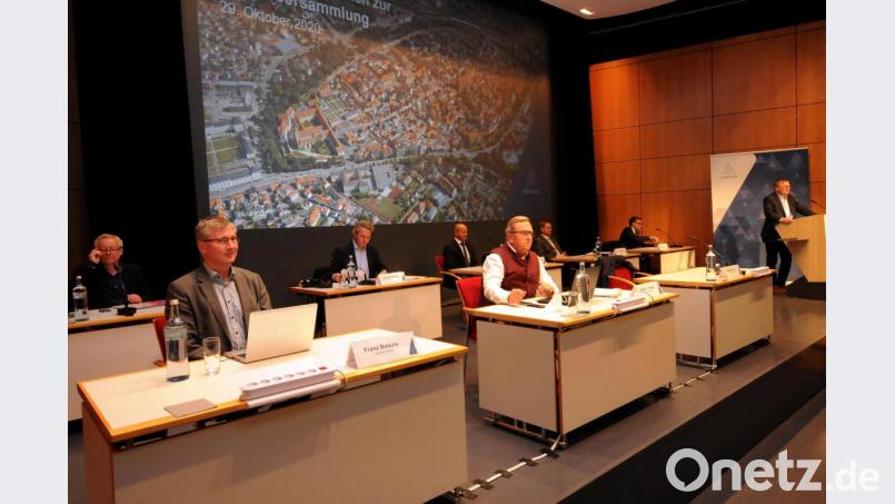 Bei der Bürgerversammlung der Stadt Amberg im ACC rückte das Amberger Ei in den Fokus. Bild: Stephan Huber