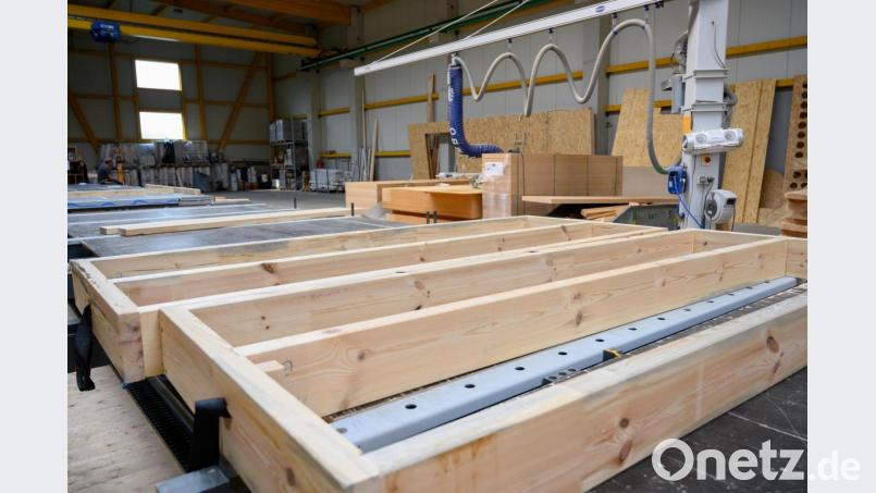 Vom „Baum zum Haus“ hat die Ziegler-Group ihre Philosophie vom ökologischen Hausbau überschrieben. An zentrale Stelle nahe Tirschenreuth will das Unternehmen seine Vision des Hausbaus auf ein neues Level heben. Bild: Ziegler Group/exb