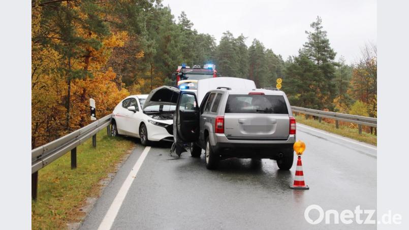 Die Straße war für eineinhalb Stunden nur halbseitig befahrbar Bild: jma
