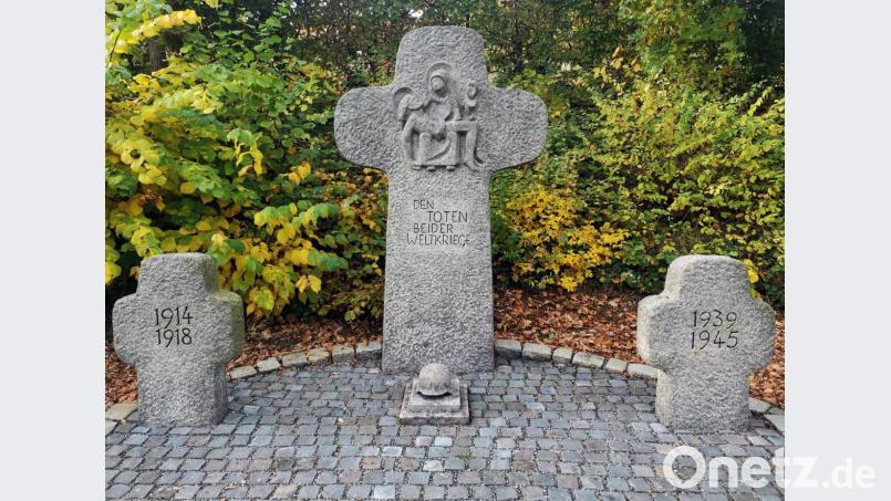 Das Kriegerdenkmal auf dem Stadtfriedhof Bild: Fritz Sauerer/exb
