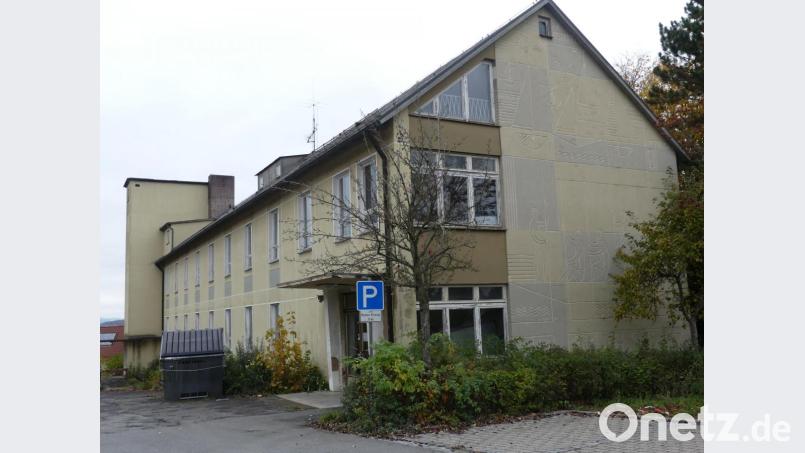 Der ehemaligen Volksschule II droht 2021/22 die Spitzhacke. Bild: rn