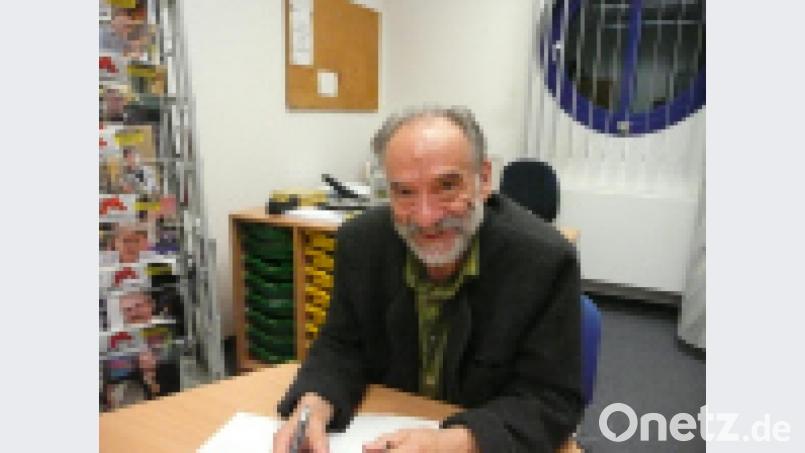 Diesmal leider ohne großes Geburtstagsständchen feiert der Vorsitzende der Musikschule Neustadt, Reinhold Schwarzmeier, den Siebzigsten. Bild: kwl