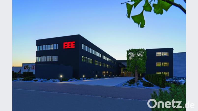 Die FEE-Firmengruppe hat ihre Zentrale (Bild) in Neunburg vorm Wald. Bild: Wilhelm Amann