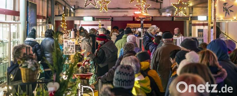 Die Bergwerksweihnacht auf Maffei – hier ein Bild aus 2019 – richtet sich heuer im Internet ein. Bild: Hans von Draminski/exb