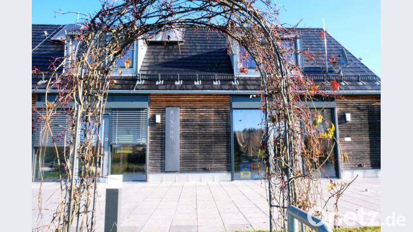 Verlassen wirkt das &quot;Hexenhäusl&quot; am Eschenbacher Rußweiher. Der Eindruck trügt nicht. Die Pächter hören auf. Bild: do
