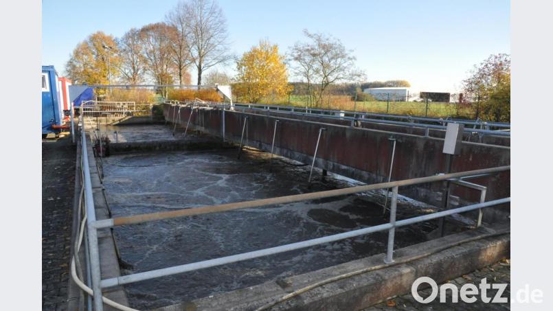 Spatenstich Kläranlage Speichersdorf
Altes Belebungsbecken Bild: ak