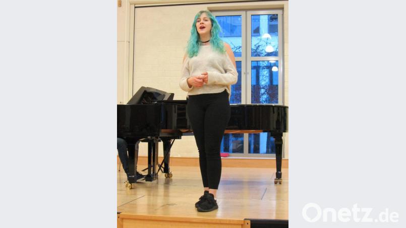 Freya Frickert demonstrierte ausdrucksstark, warum auch Pop-Gesang einen festen Platz im Wettbewerbs-Kanon hat. Bild: aks