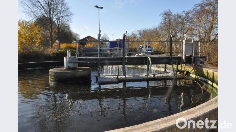 Spatenstich Kläranlage Speichersdorf
Altes Klärbecken Bild: ak