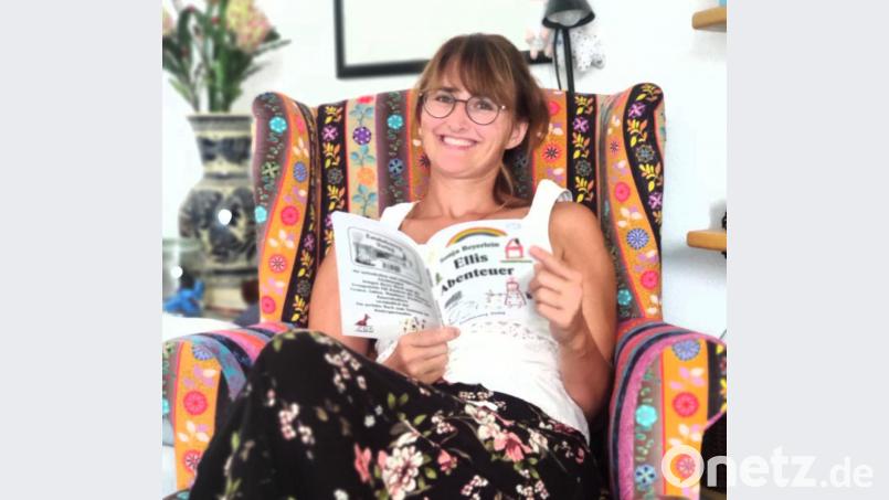 Sonja Beyerlein freut sich über den Erfolg ihres Kinderbuches. Bild: hka