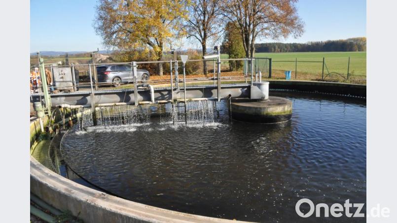 Spatenstich Kläranlage Speichersdorf Bild: ak