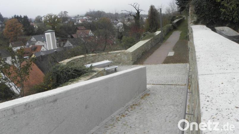 Für die Fortführung des Ausbaus des Zwingerweges im westlichen Bereich (Bild) sind in der Programmanmeldung keine Ansätze vorgesehen. Auch daran gab es Kritik von der SPD. Bild: Wilhelm Amann