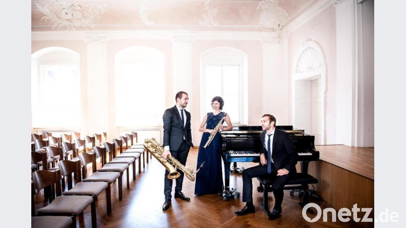 Das Trio Étoiles spielt bei den Schwandorfer Winterklängen. Bild: Jure Knez/exb