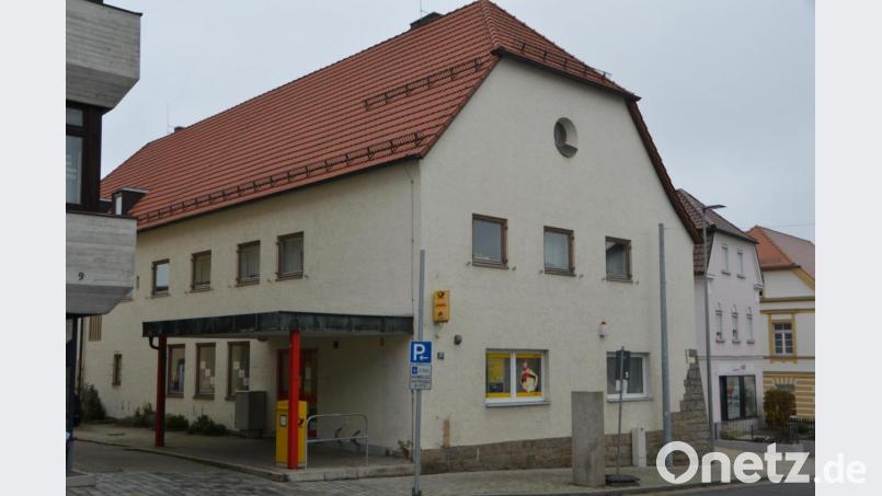 Ab Dezember bleiben die Türen der Postfiliale in der Bahnhofstraße für immer geschlossen. Die Poststelle zieht in das neue E-Center in der Altenstadter Straße, das am 3. Dezember eröffnet. Bild: dob