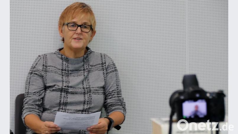 In einem der Einspieler, die für die Pressekonferenz produziert wurden, gab Helga Forster für das Lokale Bündnis für Familien ein Statement zum Thema Familienbildung ab. Bild: Thomas Dobler