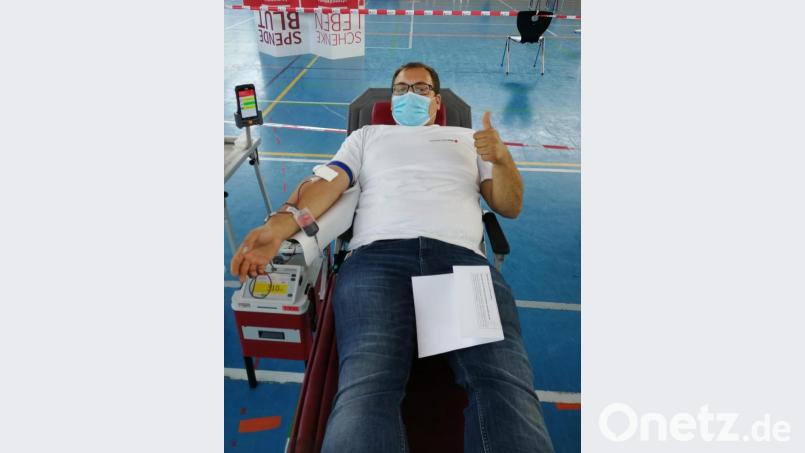 Ein kleiner Piks und ein wenig Zeit, damit kann jeder unter Umständen Leben retten. Zurzeit gibt es nur wenige Möglichkeiten, Blut zu spenden. Deshalb hofft das BRK auf rege Beteiligung im November im Landkreis Neustadt und in der Stadt Weiden. Bild: exb/BRK Bereitschaft Weiden