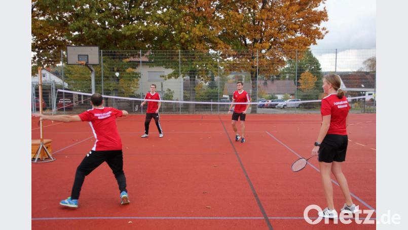 Ein Netz ist beim Federball nicht zwingend erforderlich. Bild: kro