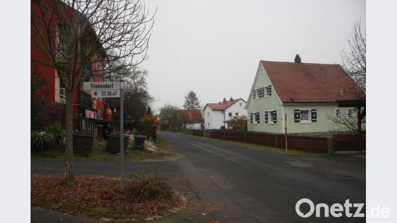 Über den Stand der wegen der Corona-Pandemie ins Stocken geratenen Dorferneuerung in Triebendorf informierte Geschäftsleiter Thomas Weiß in der Gemeinderatssitzung. Bild: wro