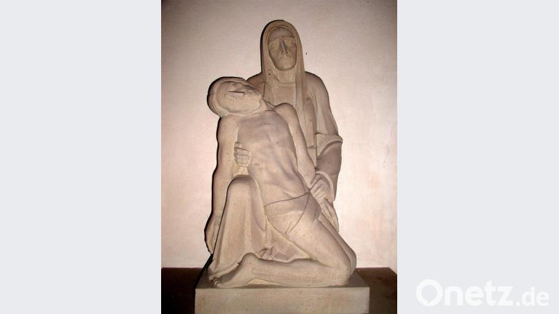 Die berührende Pieta in der Kriegergedächtniskapelle in Fichtelberg. Bild: gis