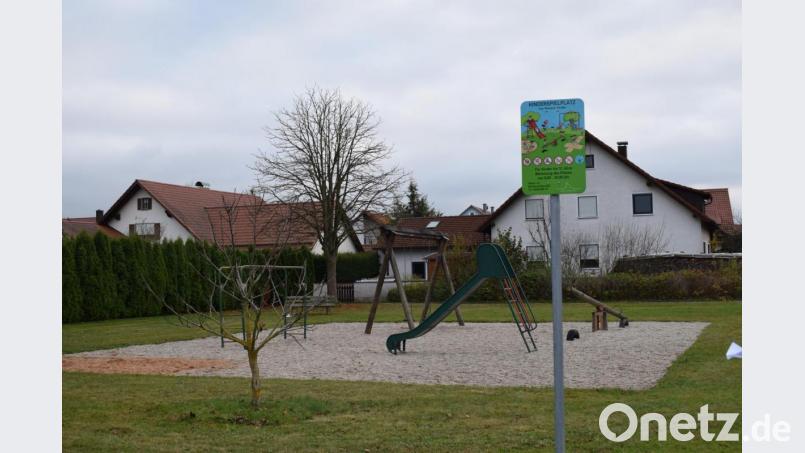 Der Bauausschuss stimmte Verbesserungen auf dem Kinderspielplatz in der Von-Rieneck-Straße zu. Die Kosten sollen sich aber in einem überschaubaren Rahmen bewegen. Bild: bnr