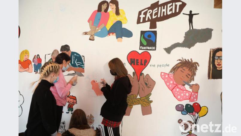 Für die Schüler der Dreifaltigkeits-Mittelschule bedeuten Familie, Freunde, Haustiere und Sport Erlösung. Bild: Wolfgang Steinbacher