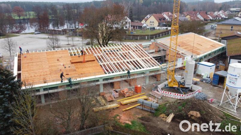 Bald ist der Trabitzer Kindergarten &quot;unter Dach und Fach&quot; und winterfest. Bild: bjp