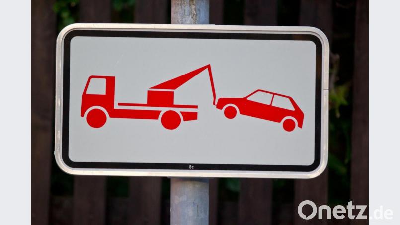 Nicht gestohlen, sondern abgeschleppt worden ist der Audi eines 37-Jährigen. Symbolbild: Daniel Karmann/dpa