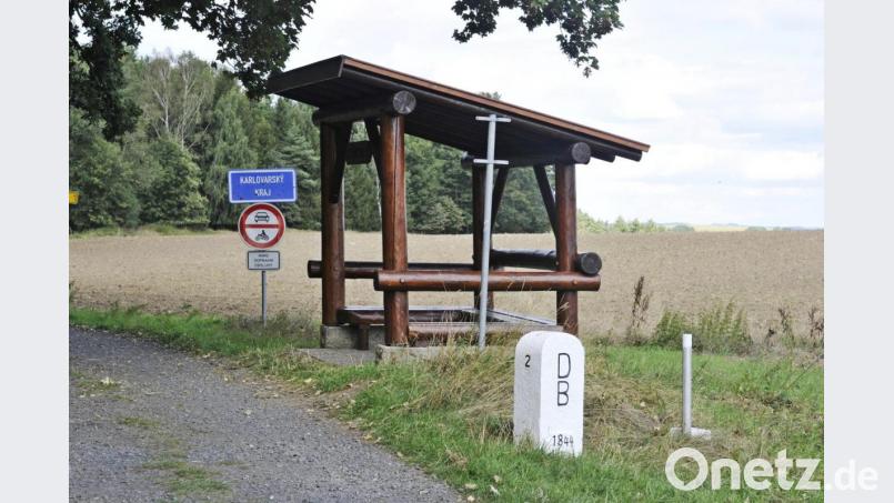 Am Grenzübergang für Fußgänger und Radfahrer, der von Bad Neualbenreuth aus nach Mytina (Altalbenreuth) führt, ist ein neuer Rastplatz entstanden. Bild: enz