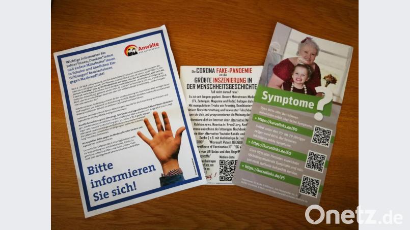 Solche Flugzettel findet Oberbürgermeister Michael Cerny regelmäßig in seiner Post. Angesicht steigender Corona-Zahlen kann er sich über deren Inhalt nur wundern. Bild: Andreas Ascherl