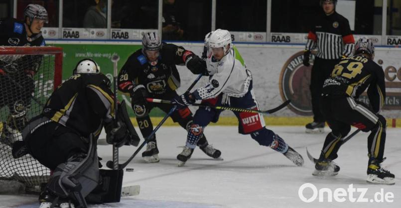 Die Blue Devils Weiden empfangen die Eisbären aus Regensburg. Bild: gb